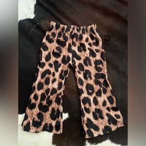Bailey blossom leopard flares